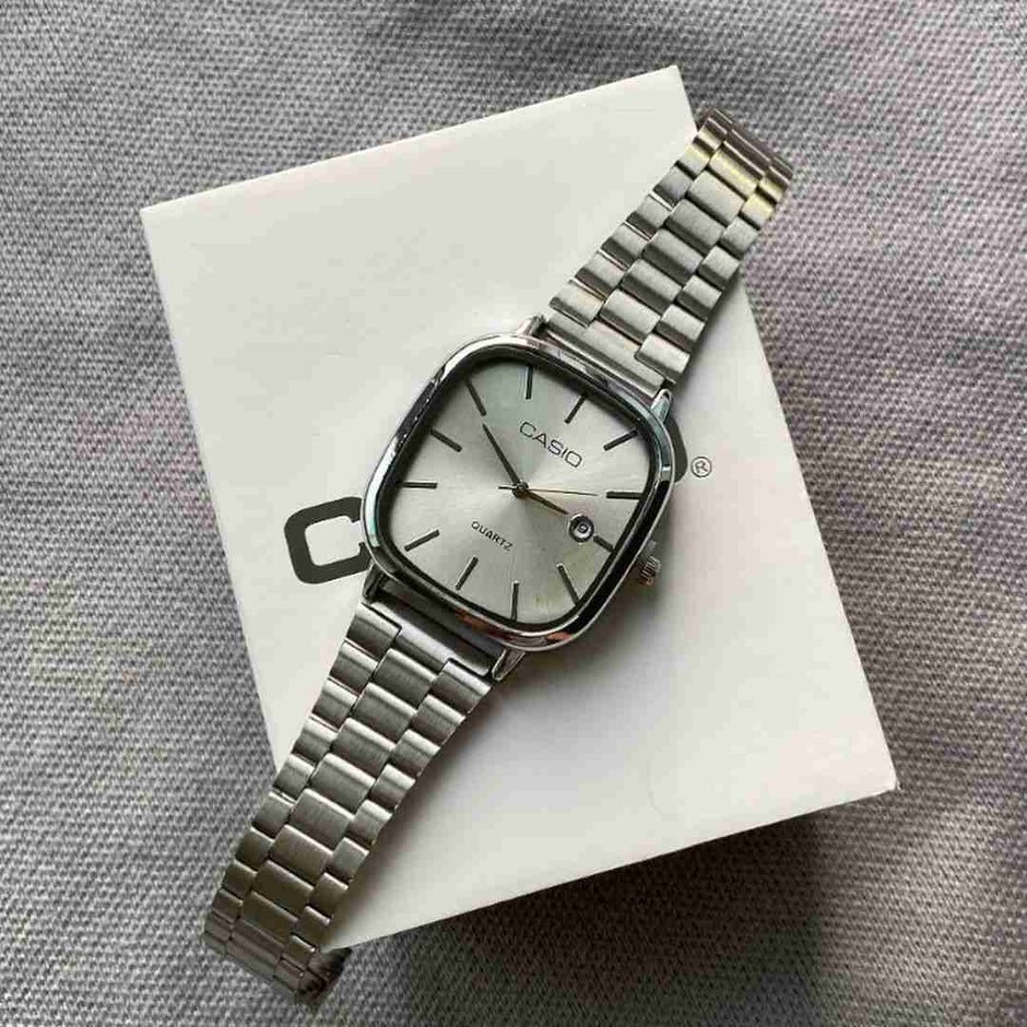 Casio Quartz Watch for men free delivery in 2 days